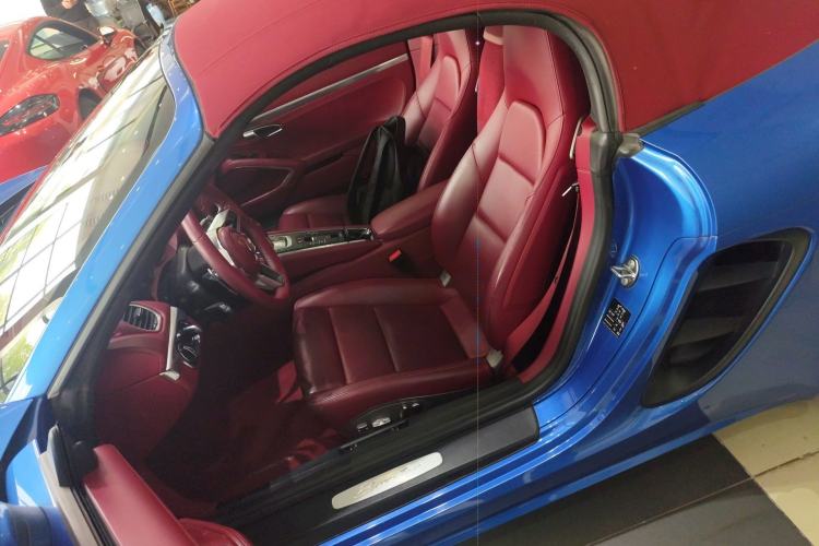 Used Porsche 718 2018 Boxster 2.0T Left Rear Seat