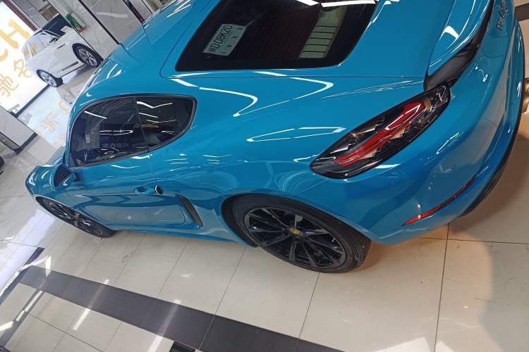 Used Porsche 718 2018 Cayman 2.0T Left Side