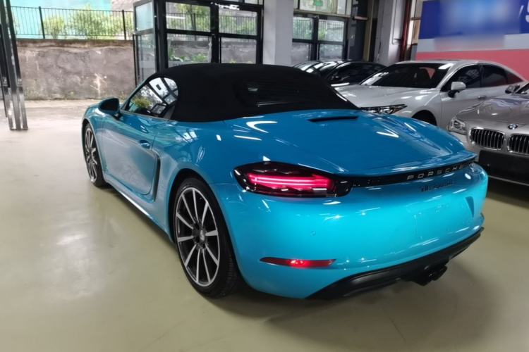 Used Porsche 718 2018 Boxster 2.0T Rear Left 45 Deg