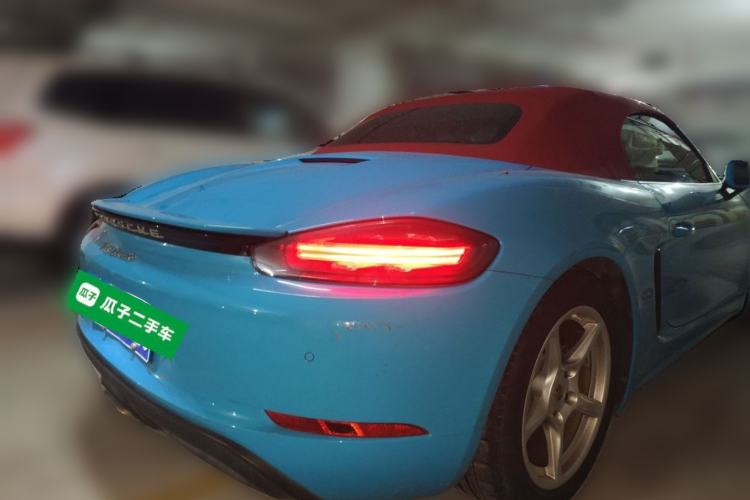 Used Porsche 718 2018 Boxster 2.0T Rear Right 45 Deg