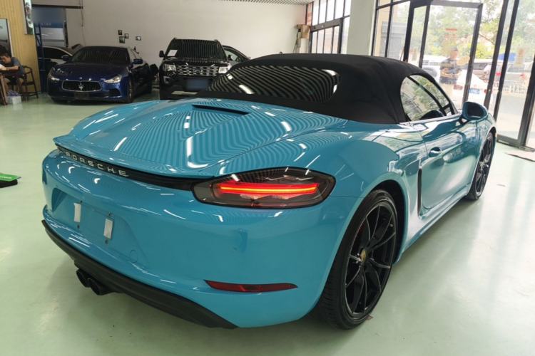 Used Porsche 718 2018 Boxster 2.0T Rear Right 45 Deg