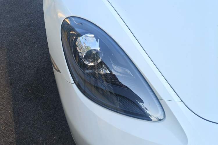 Used Porsche 718 2018 Boxster 2.0T Right Front Headlight