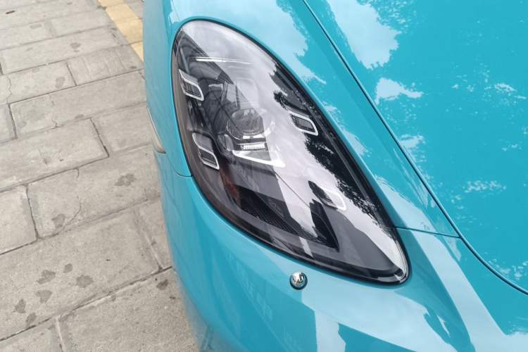 Used Porsche 718 2018 Cayman 2.0T Right Front Headlight