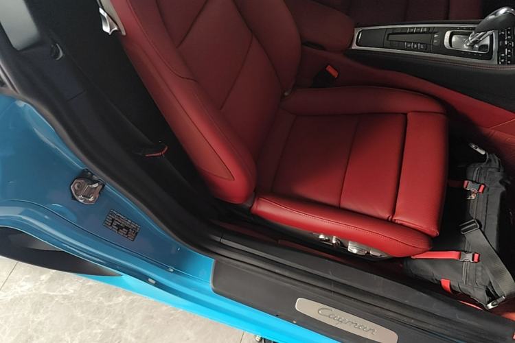 Used Porsche 718 2018 Cayman 2.0T Right Front Seat