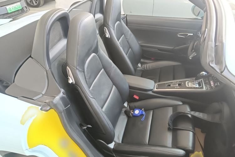 Used Porsche 718 2018 Boxster 2.0T Right Front Seat