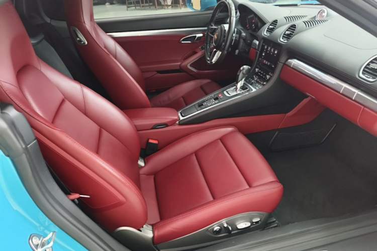 Used Porsche 718 2018 Boxster 2.0T Right Front Seat