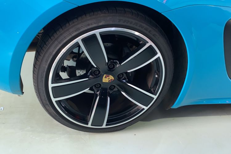 Used Porsche 718 2018 Boxster 2.0T Right Rear Wheel Hub
