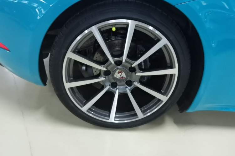 Used Porsche 718 2018 Boxster 2.0T Right Rear Wheel Hub