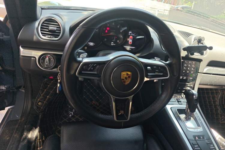 Used Porsche 718 2018 Cayman 2.0T Steering Wheel