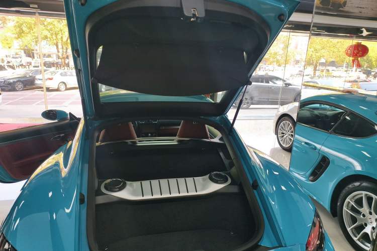 Used Porsche 718 2018 Cayman 2.0T Trunk