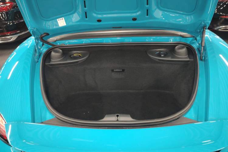 Used Porsche 718 2018 Boxster 2.0T Trunk