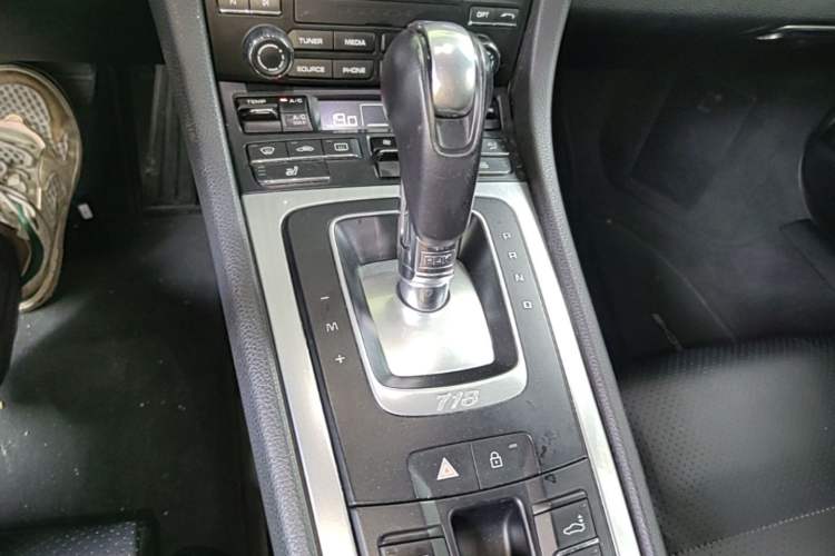Used Porsche 718 2018 Boxster 2.0T Gear Lever