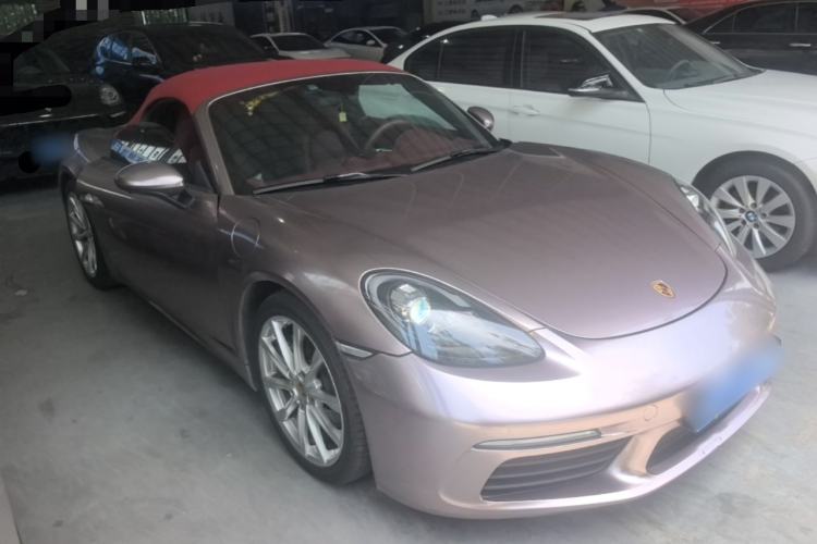 Used Porsche 718 2018 Boxster 2.0T Front Right 45 Deg