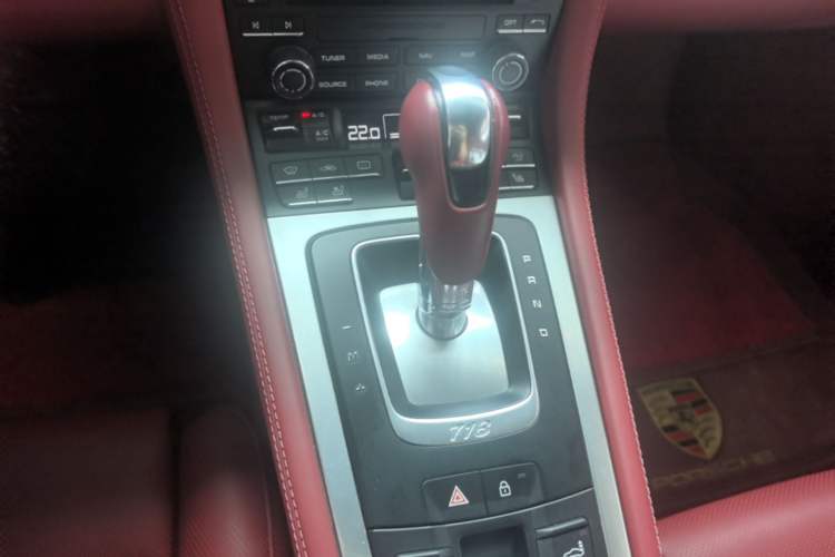 Used Porsche 718 2018 Boxster 2.0T Gear Lever