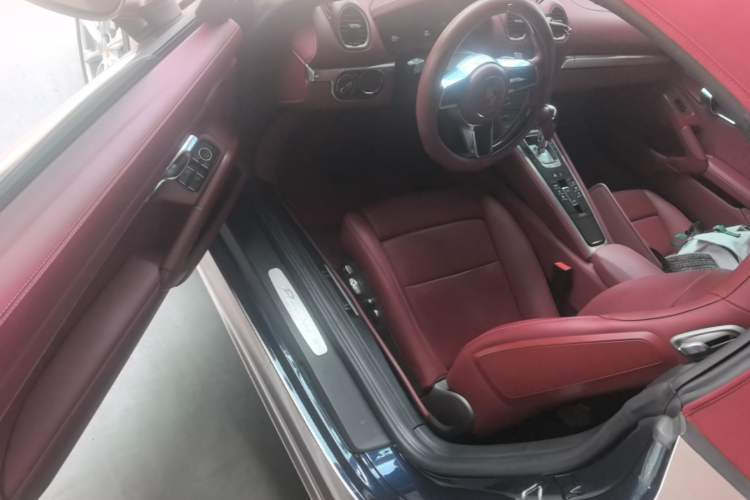 Used Porsche 718 2018 Boxster 2.0T Left Rear Seat
