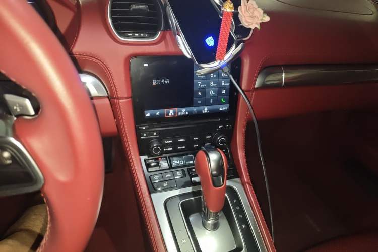 Used Porsche 718 2018 Boxster 2.0T Audio And AC Panel