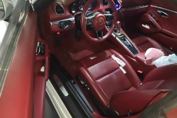 Used Porsche 718 2018 Boxster 2.0T Driver Seat