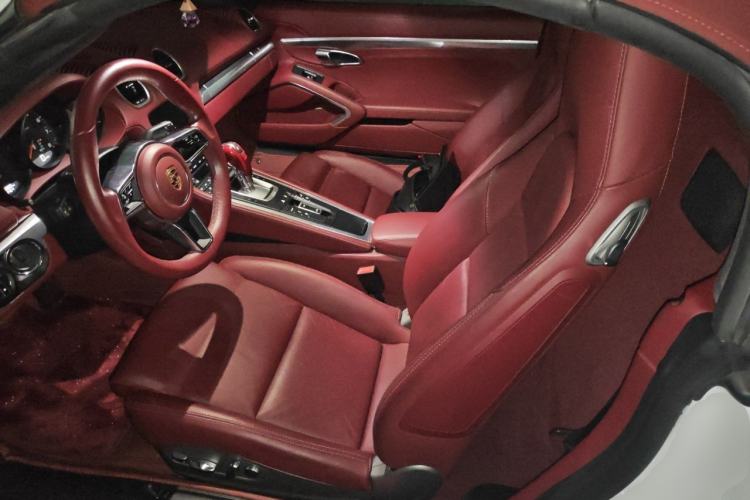 Used Porsche 718 2018 Boxster 2.0T Left Rear Seat