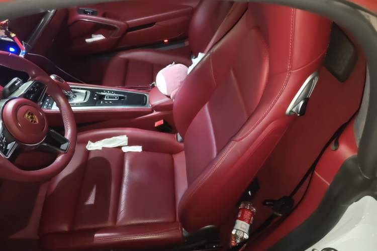 Used Porsche 718 2018 Boxster 2.0T Left Rear Seat