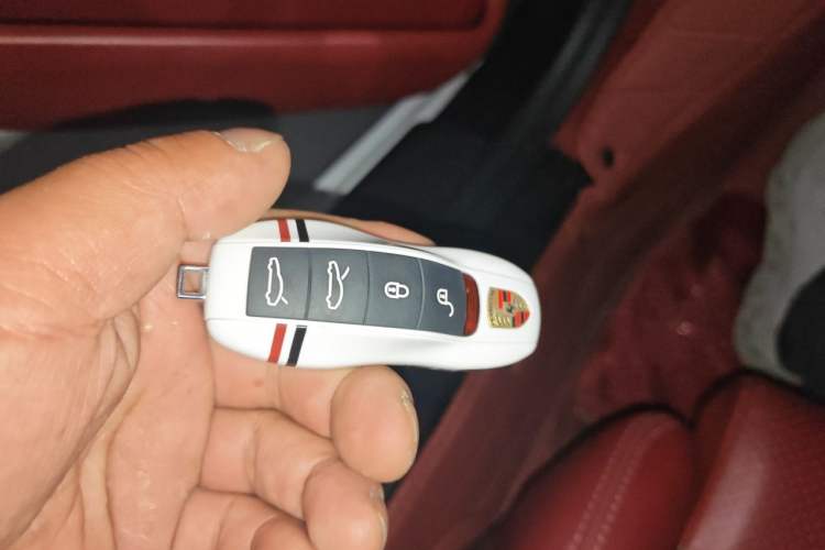 Used Porsche 718 2018 Boxster 2.0T Vehicle Key