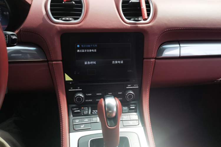 Used Porsche 718 2018 Cayman 2.0T Audio And AC Panel