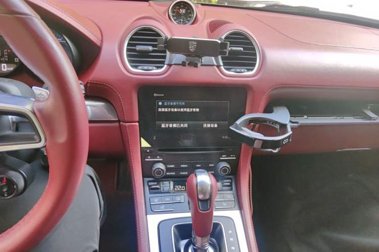 Used Porsche 718 2018 Cayman 2.0T Audio And AC Panel