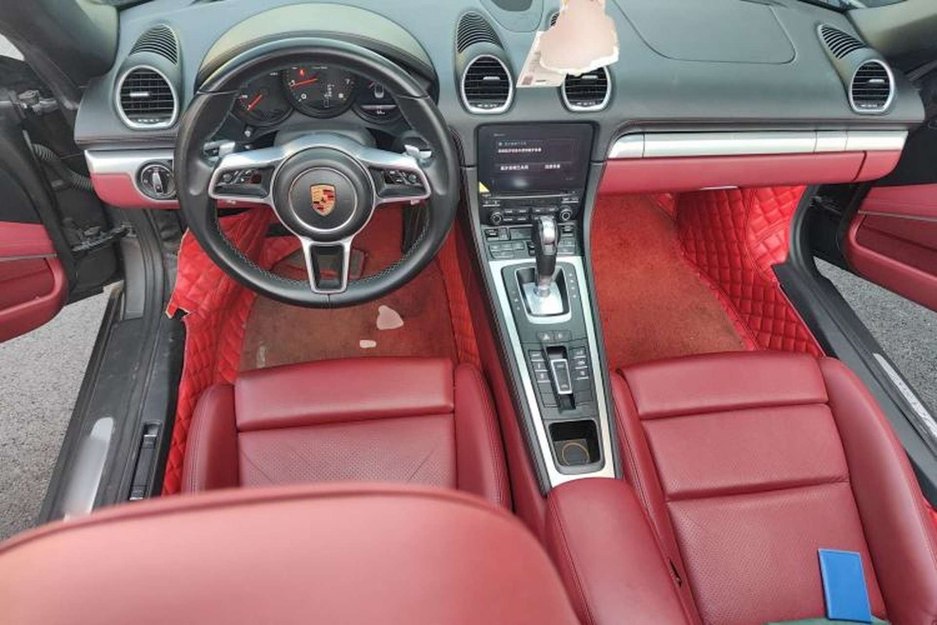 Used Porsche 718 2018 Boxster 2.0T Center Console
