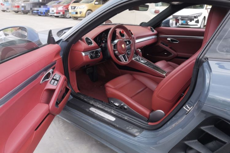 Used Porsche 718 2018 Cayman 2.0T Driver Seat