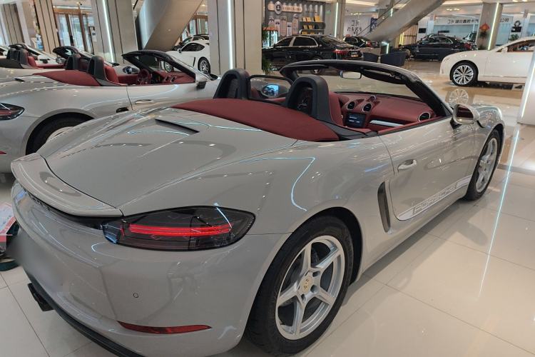 Used Porsche 718 2018 Boxster 2.0T Exterior 5