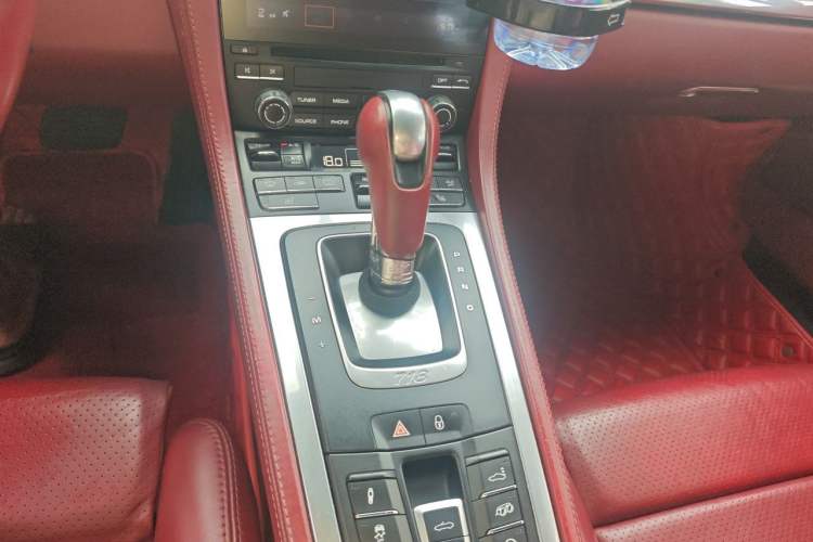 Used Porsche 718 2018 Boxster 2.0T Gear Lever