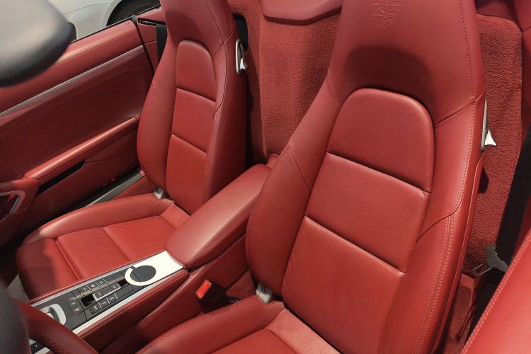 Used Porsche 718 2018 Boxster 2.0T Left Front Seat