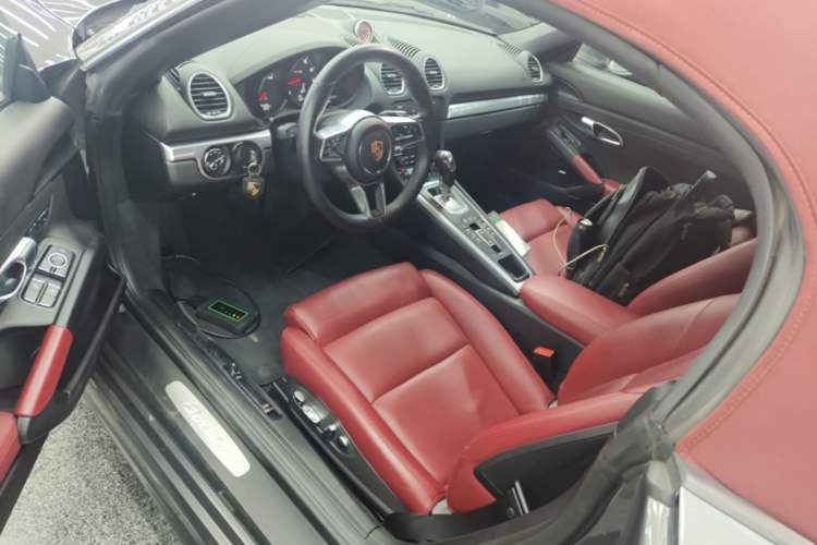 Used Porsche 718 2018 Boxster 2.0T Left Front Seat