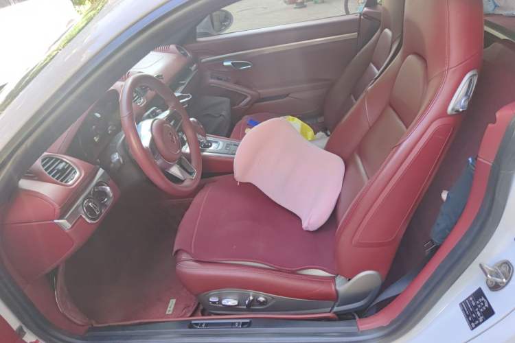Used Porsche 718 2018 Cayman 2.0T Left Front Seat