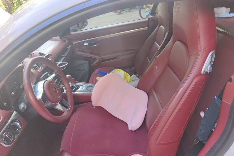 Used Porsche 718 2018 Cayman 2.0T Left Rear Seat