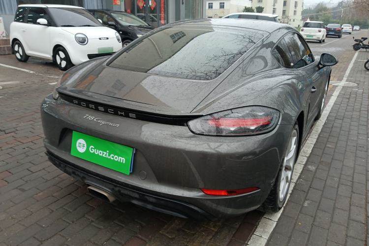 Used Porsche 718 2018 Cayman 2.0T Rear Right 45 Deg