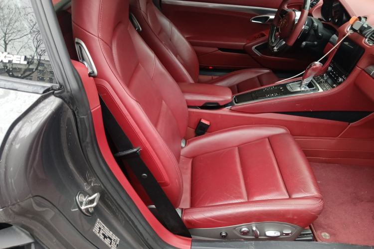 Used Porsche 718 2018 Cayman 2.0T Right Front Seat