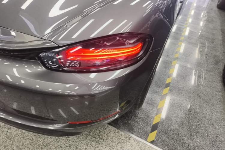 Used Porsche 718 2018 Boxster 2.0T Right Rear Taillight