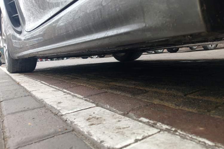 Used Porsche 718 2018 Cayman 2.0T Right Side Sill