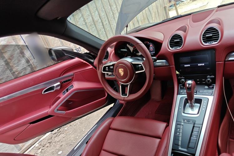 Used Porsche 718 2018 Cayman 2.0T Steering Wheel