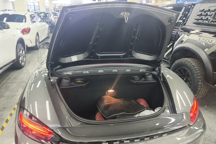 Used Porsche 718 2018 Boxster 2.0T Trunk