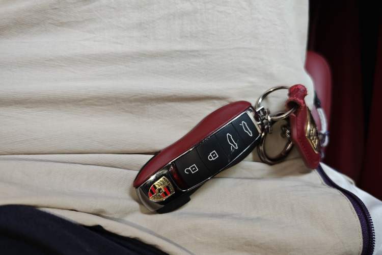 Used Porsche 718 2018 Cayman 2.0T Vehicle Key