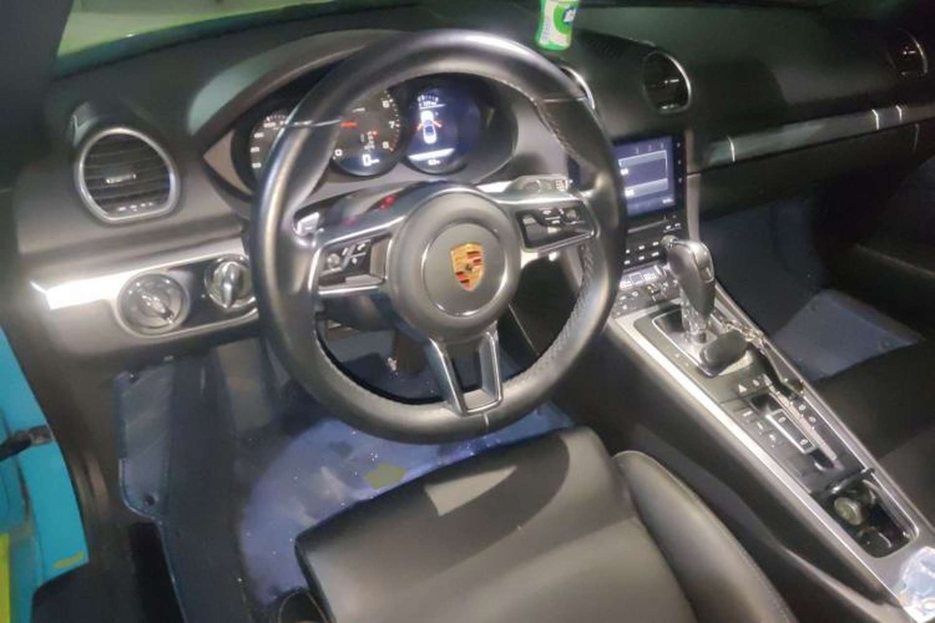 Used Porsche 718 2018 Boxster 2.0T Center Console