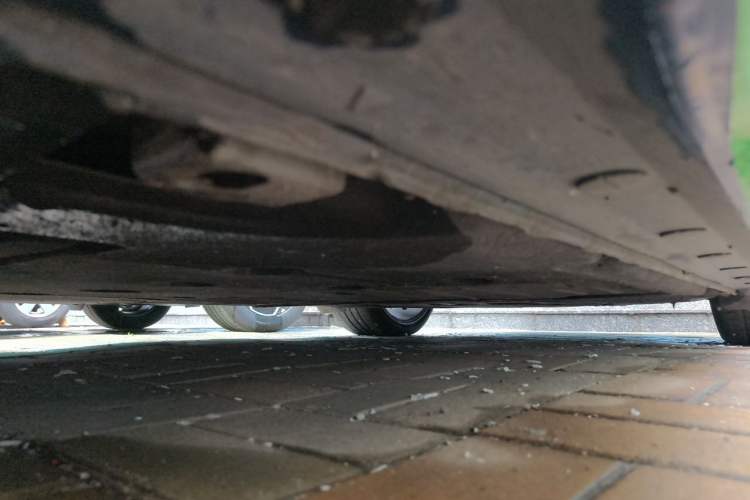 Used Porsche 718 2018 Cayman 2.0T Chassis Front Left
