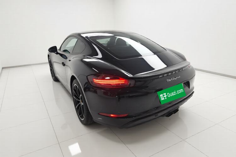 Used Porsche 718 2018 Cayman 2.0T Exterior 2
