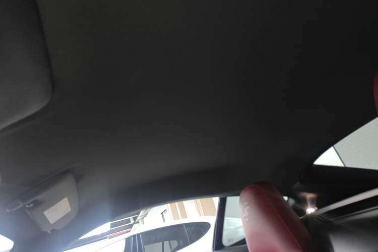 Used Porsche 718 2018 Cayman 2.0T Headliner