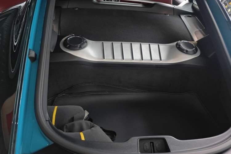 Used Porsche 718 2018 Cayman 2.0T Trunk