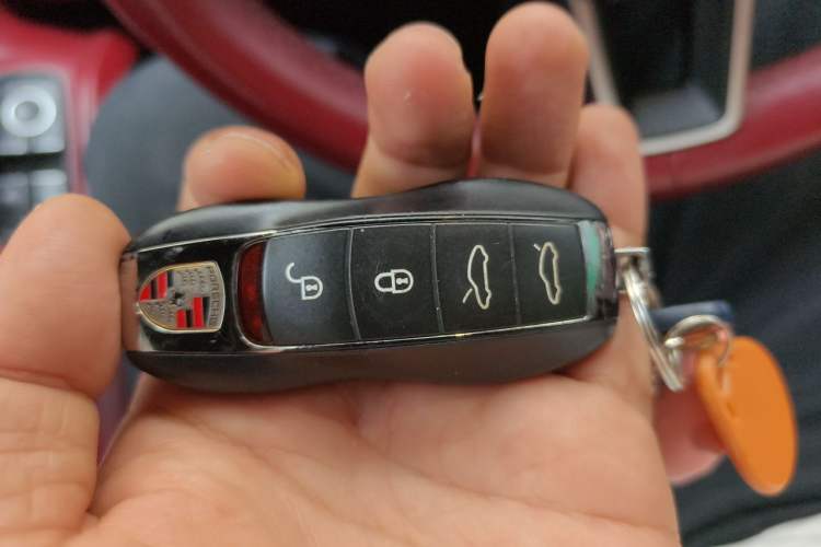 Used Porsche 718 2018 Cayman 2.0T Vehicle Key
