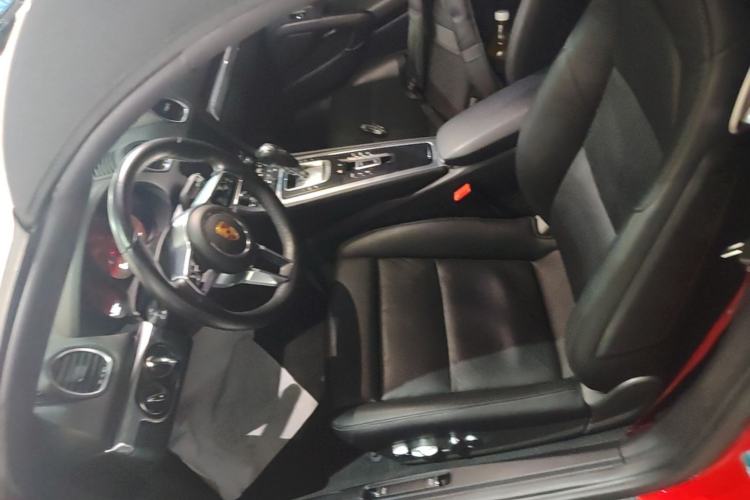 Used Porsche 718 2018 Boxster 2.0T Left Front Seat
