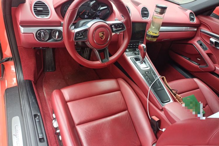 Used Porsche 718 2018 Cayman 2.0T Center Console