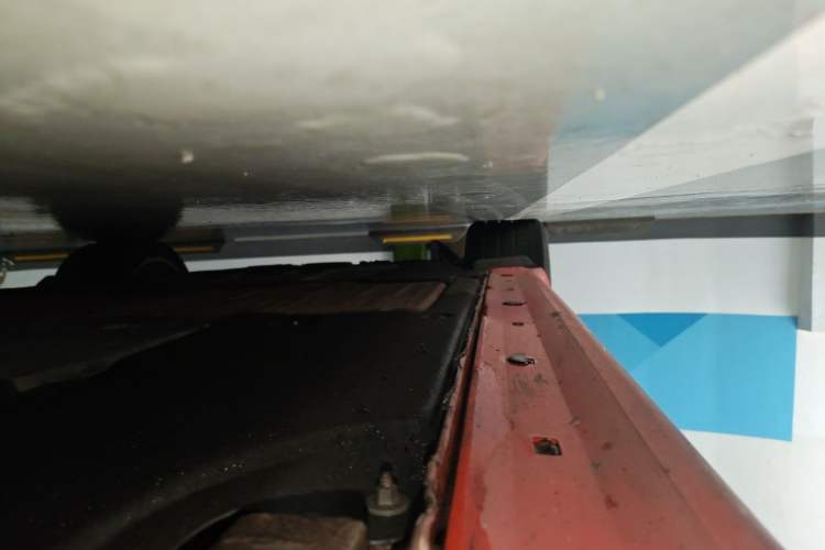 Used Porsche 718 2018 Cayman 2.0T Chassis Front Right